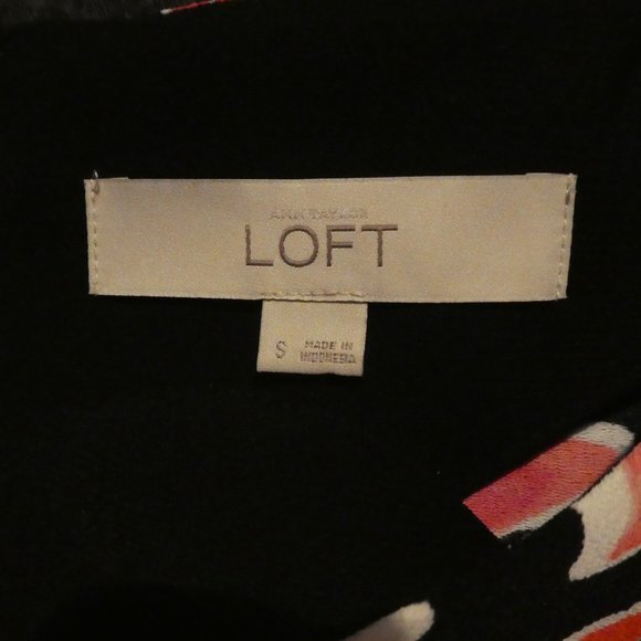 Offers Welcomed! Ann Taylor LOFT Black Floral Shift Dress - Size Small - Picture 4 of 6